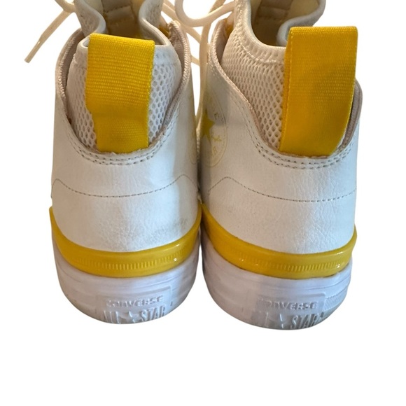 Unisex Converse Chuck Taylor All Star Ultra Mid 'White Yellow' Shoes W 9 M 7 - Picture 3 of 10